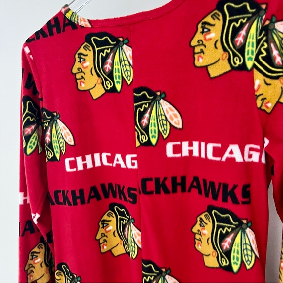 Chicago Blackhawks Fleece Adult Onesie - Picture 6 of 10